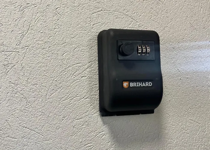 Berzo Kampelis Mieste Apartman