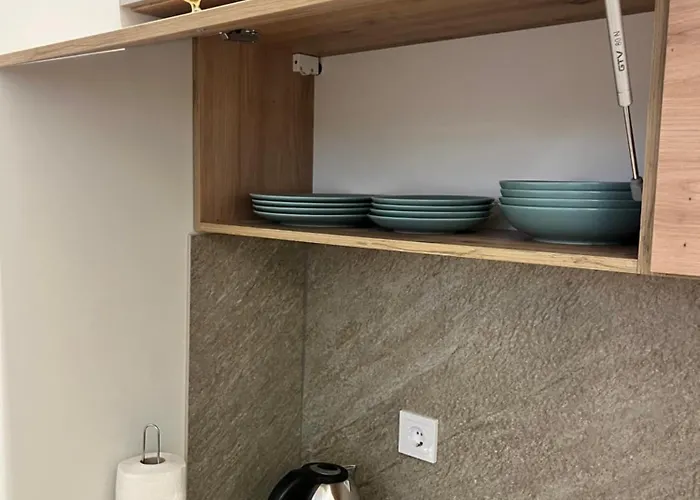 Berzo Kampelis Mieste Apartman